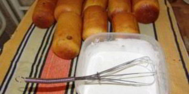 кулич пасхальный с изюмом