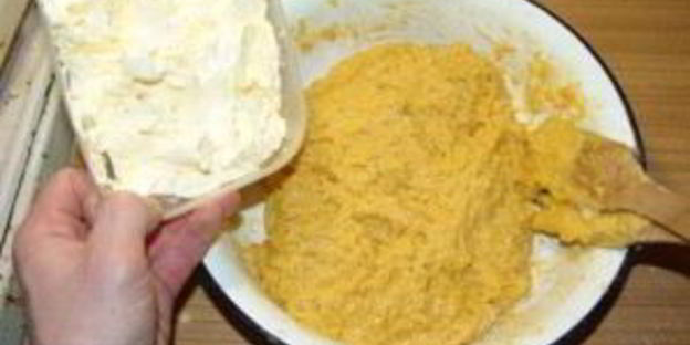 кулич пасхальный с изюмом