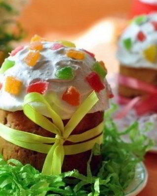 Кулич пасхальный с цукатами