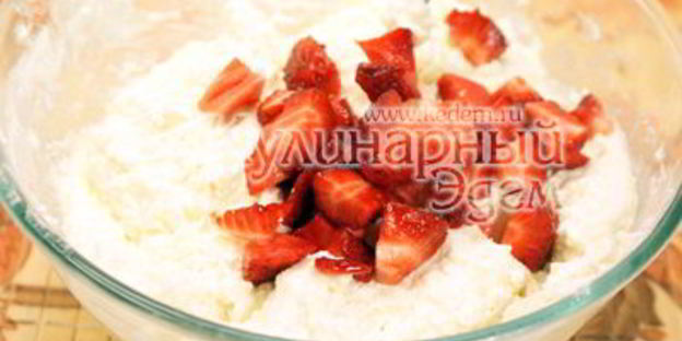 пасха клубничная