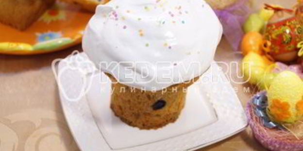 пасхальный кулич с изюмом