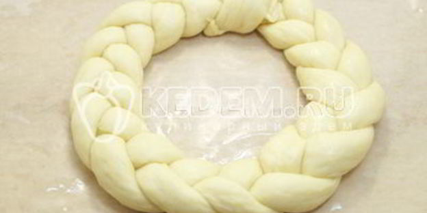 пасхальный венок для яиц