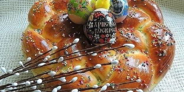 пасхальный венок с тройной начинкой