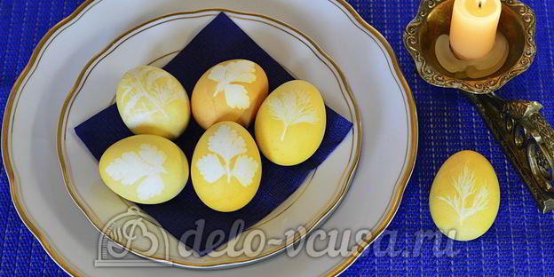 пасхальные яйца с листочками