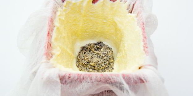 царская творожная пасха с маковой начинкой