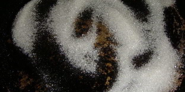 рисово-кокосовый десерт с фруктовым пюре