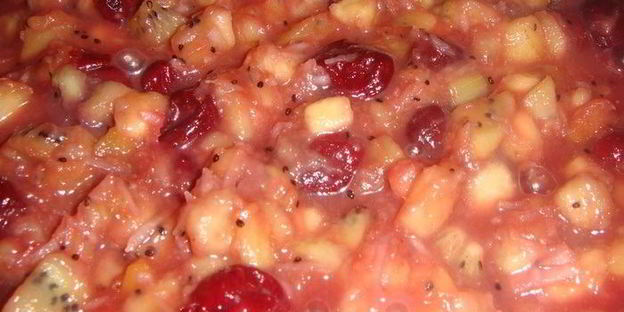 рисово-кокосовый десерт с фруктовым пюре