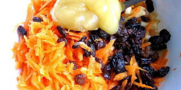 салат-десерт медовый