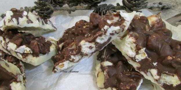 шоколад с кешью и попкорном