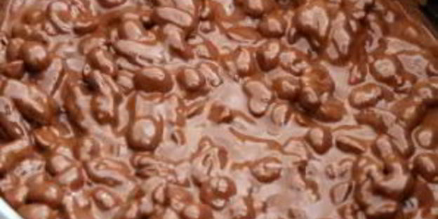 шоколад с орехами