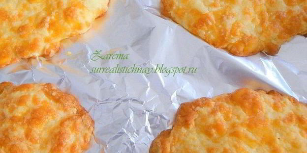 сырный мильфей с легким овощным салатом