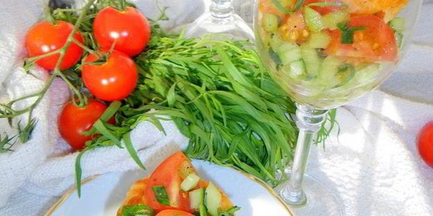 сырный мильфей с легким овощным салатом