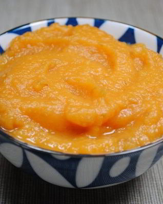 Яблочное пюре