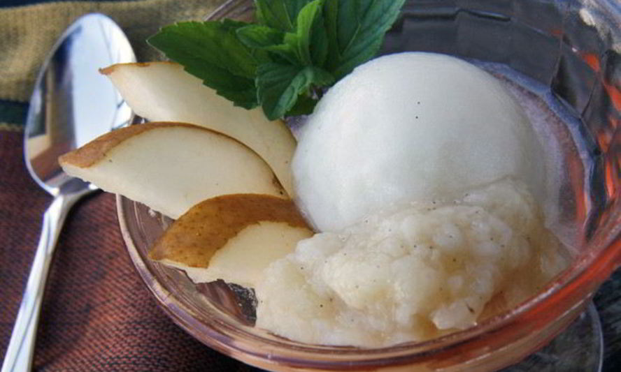 Рецепт жареных груш с мороженым