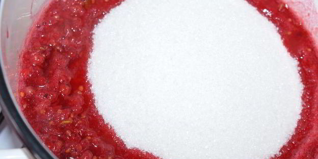 желе из красной смородины