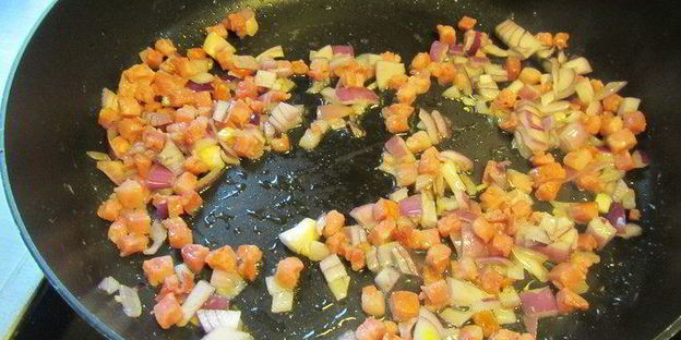 гарнир из зеленого горошка с беконом