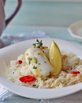 Ароматный рис с кальмаром