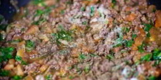 картофель с фаршем в духовке