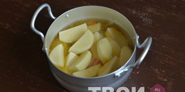 картофель с фасолью и куриной грудкой