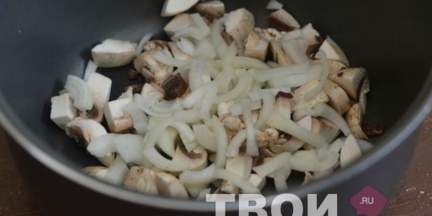 картофель с грибами в мультиварке