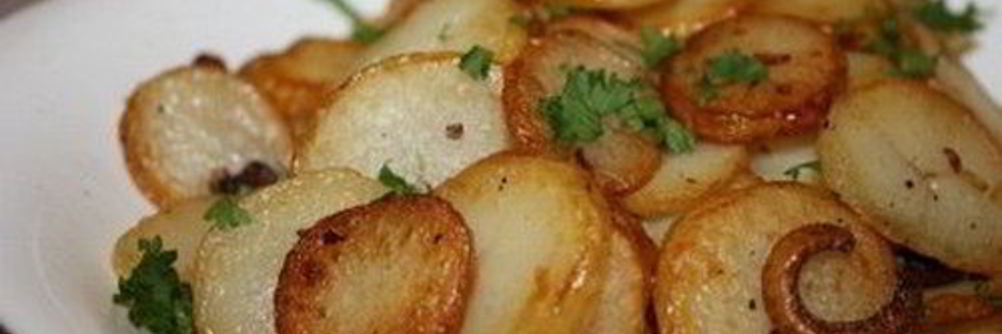 Картофель с луком по-лионски