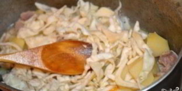 картофель с мясом и овощами