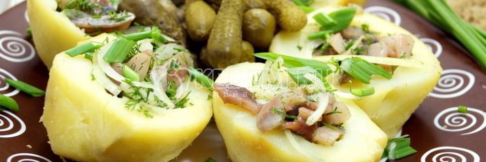 Картофель с селедкой