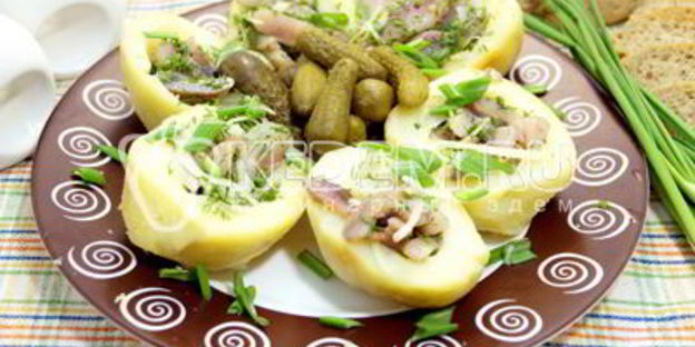 картофель с селедкой