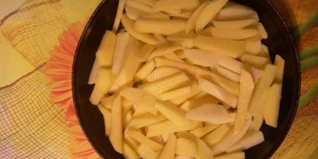 картофель жареный с сыром и грибами