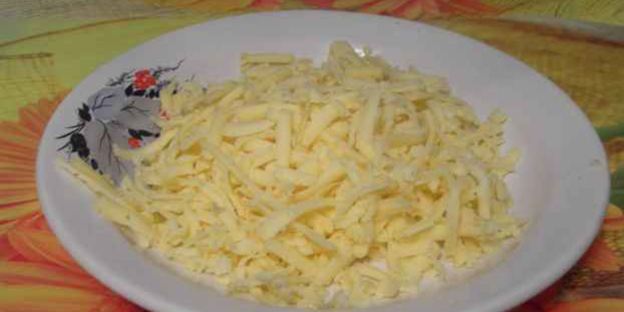 картофель жареный с сыром и грибами