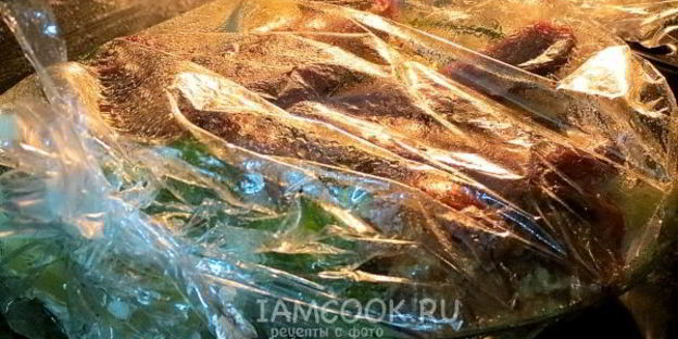 картошка с копчеными ребрышками в духовке