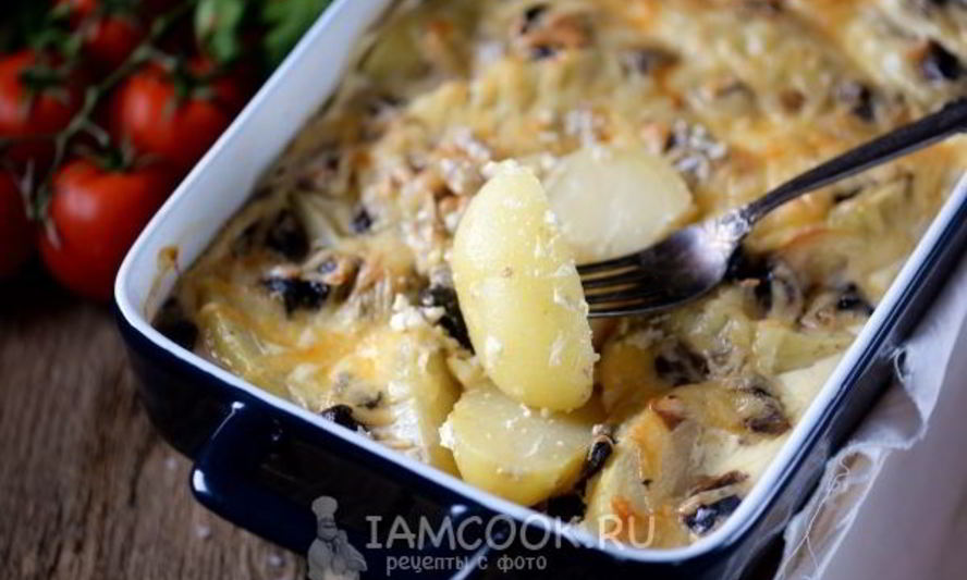 Рецепт картошки в сметане с сыром в духовке
