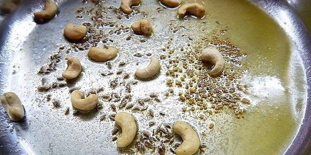 лимонный рис со специями и кешью