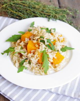 Нешлифованный рис с запеченной тыквой