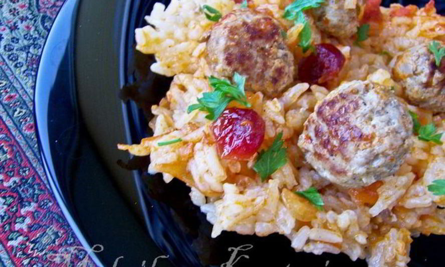 Рецепт пряного риса с мясными шариками