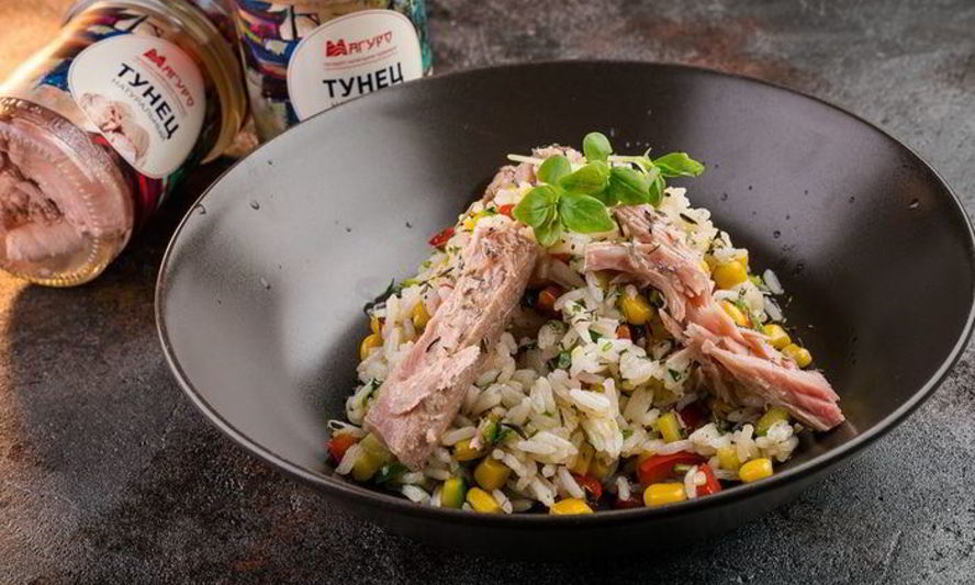 Рецепт радужного риса с тунцом