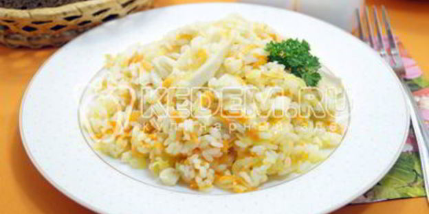 рис с кальмарами