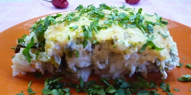 рис с куриной грудкой и овощами в духовке