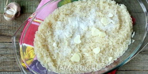 рис с мясом в духовке