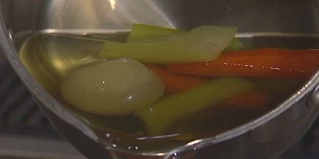 рис с острыми колбасками