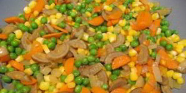 рис жареный с овощами