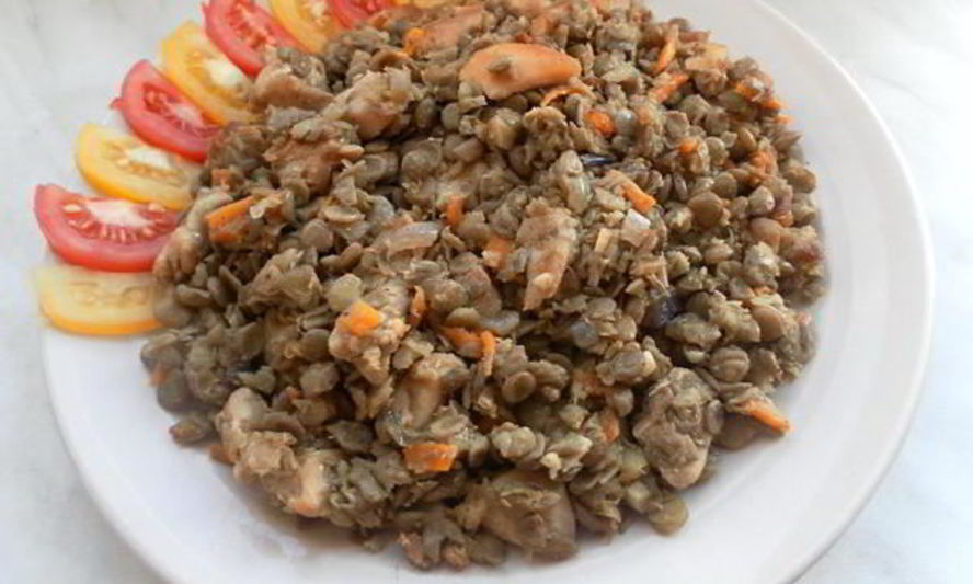 Рецепт зеленой чечевицы с курицей