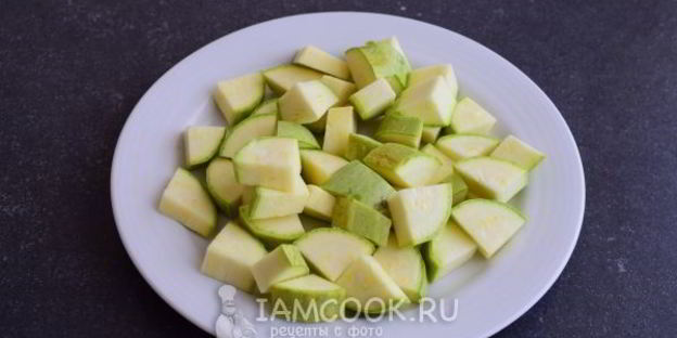 жареная картошка с кабачками