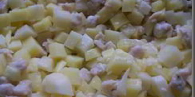 жареная картошка с куриным филе