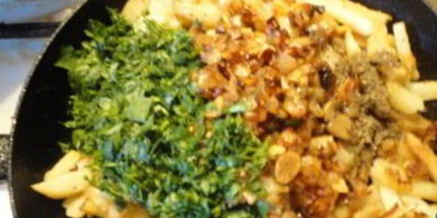 жареная картошка с сушеными грибами