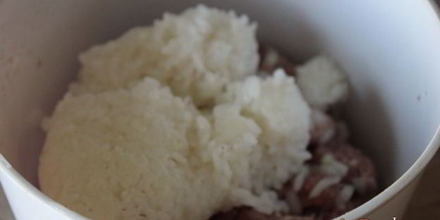 голубцы из мангольда с фаршированными овощами