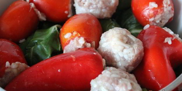 голубцы из мангольда с фаршированными овощами