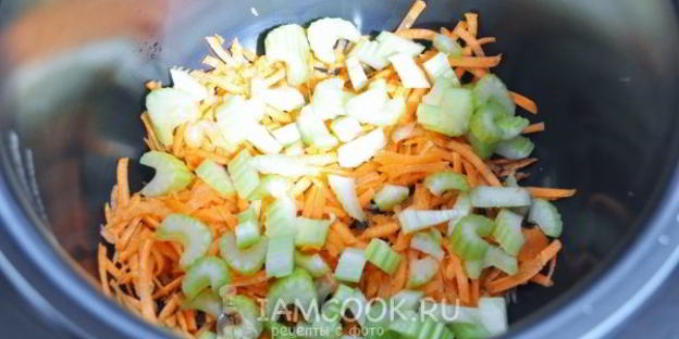 голубцы с индейкой в сливочном соусе в мультиварке