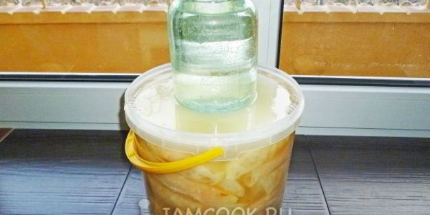 квашеные голубцы с морковью