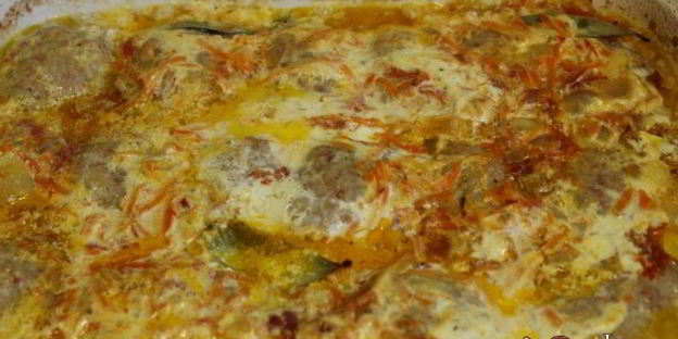 ленивые голубцы запеченные в сметане